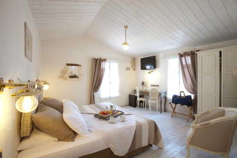 Chambre D'Hotes Hote Des Portes Ile De Re Les Portes-en-Re Exterior photo